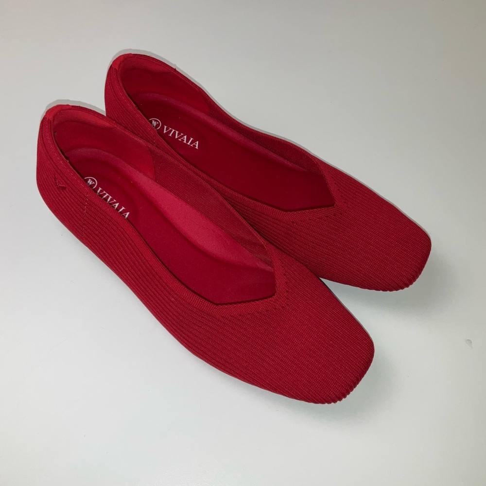 Red Women's Flats - Picture 8 of 16